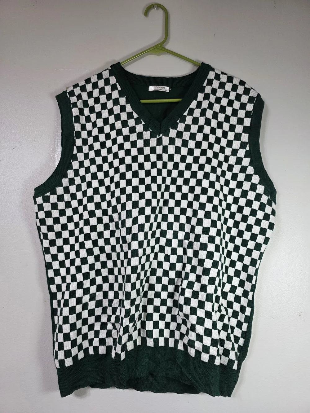 Checkerboard Knit Vest - Dark Green & White